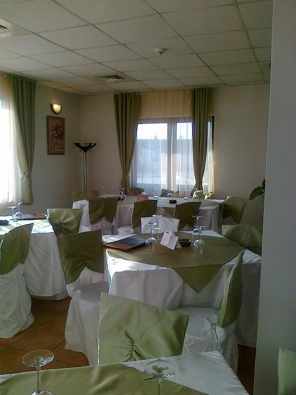 Motel Rupea Eksteriør billede