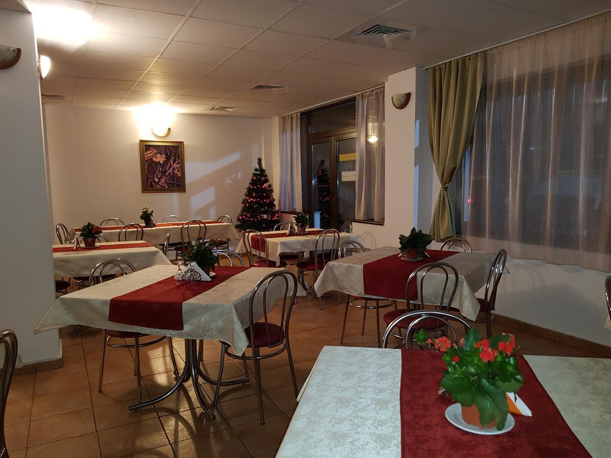 Motel Rupea Eksteriør billede